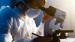quanto tempo dura o curso de auxiliar de laboratorio