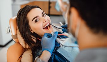 Capa_Curso_de_Farmacologia_Aplicada_à_Odontologia