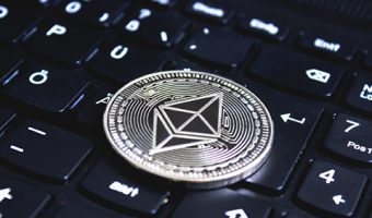 Capa do Curso de Desenvolvimento Blockchain Avançado