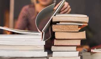 Capa do Curso de Literatura Comparada